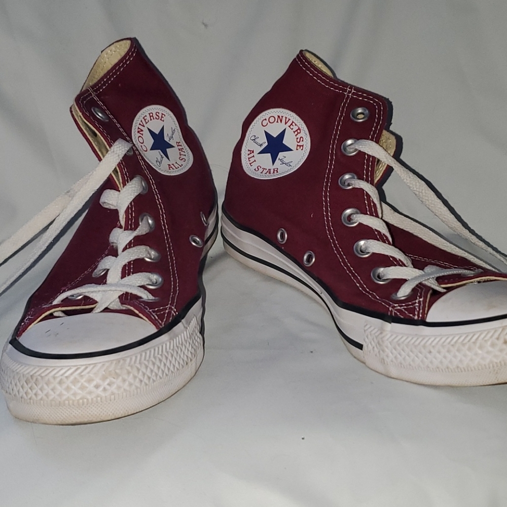 Cute Burgundy Converses